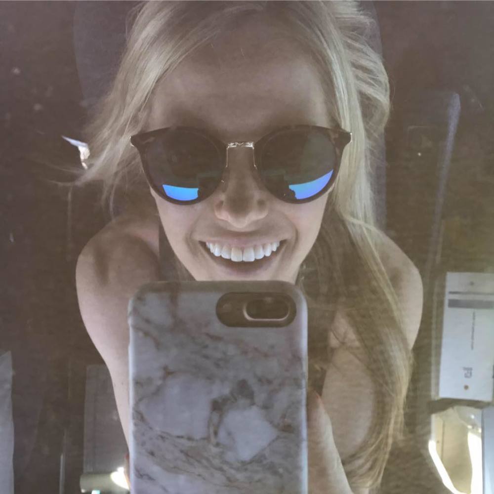 Meet your Posher, Courtney